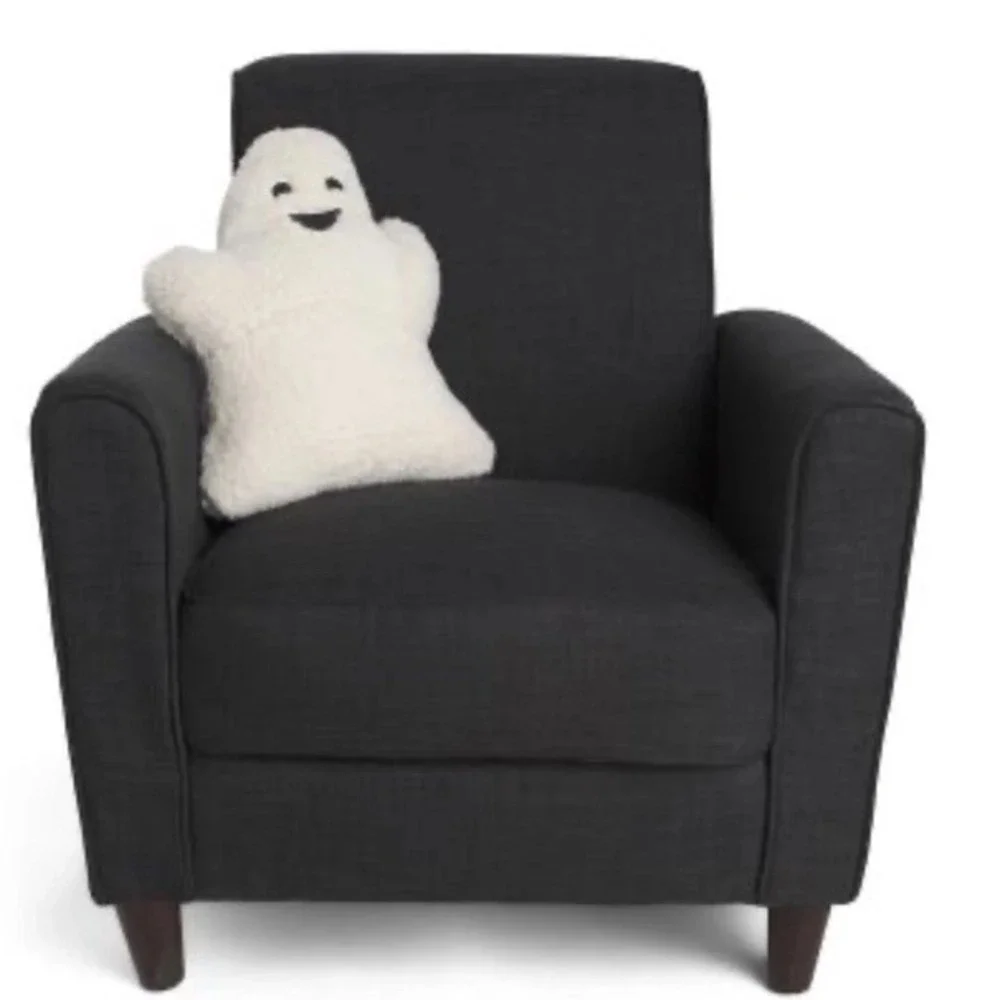 New 2 Halloween Throw Pillows Ghost by Novogratz Smiling Boy And Girl Sherpa